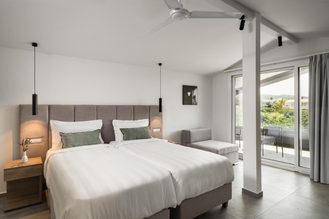 Acharavi Beach Hotel Eksteriør bilde