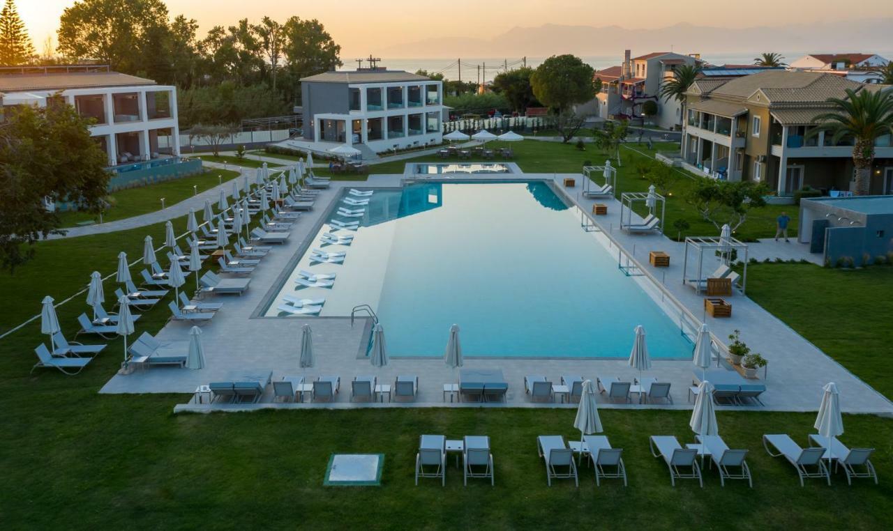 Acharavi Beach Hotel Eksteriør bilde